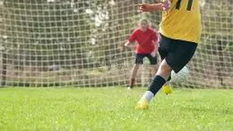 哈维考虑沙特报价，欲多比较其他机会